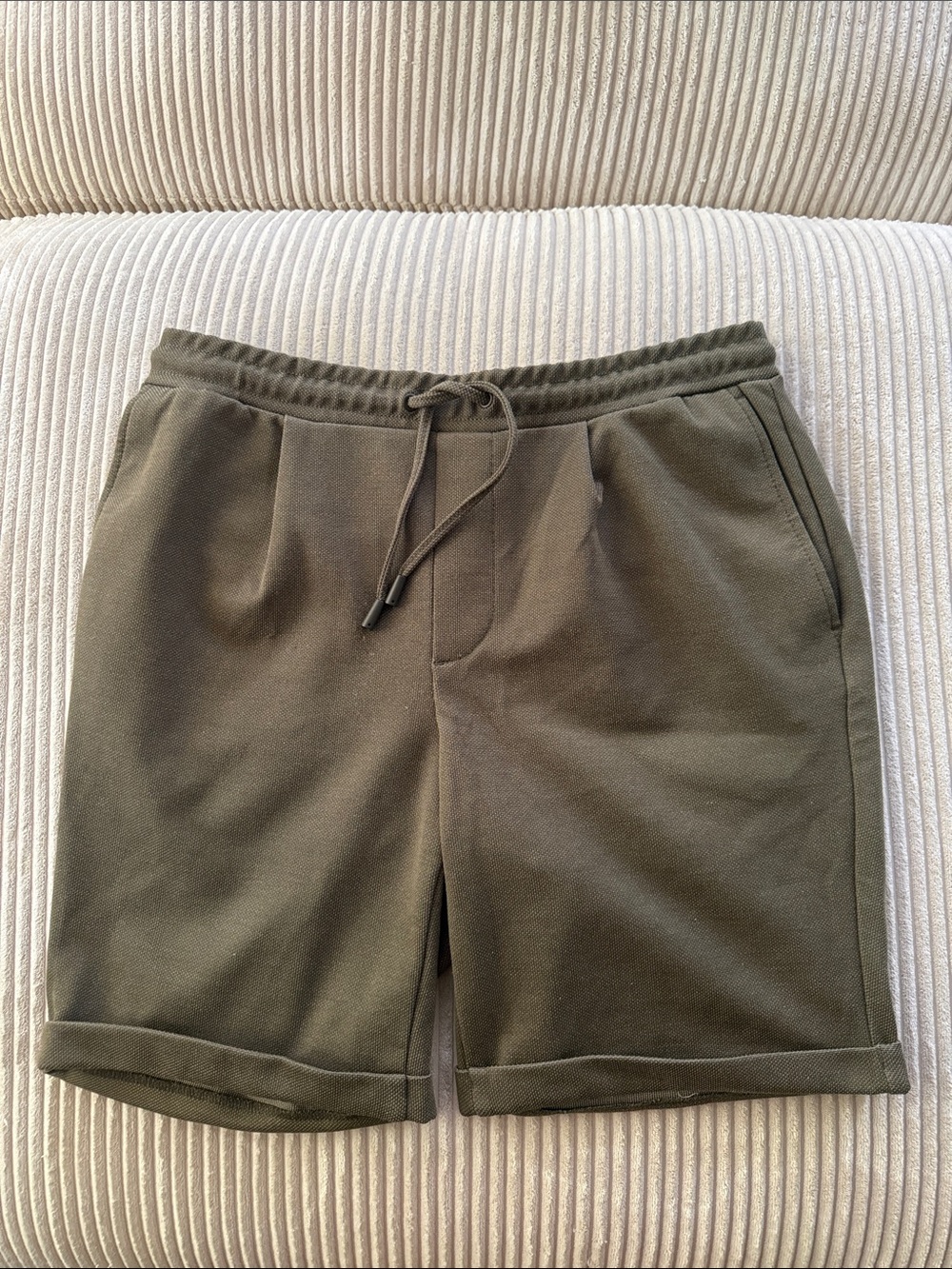 Zara Men's Olive Drawstring Athletic Shorts